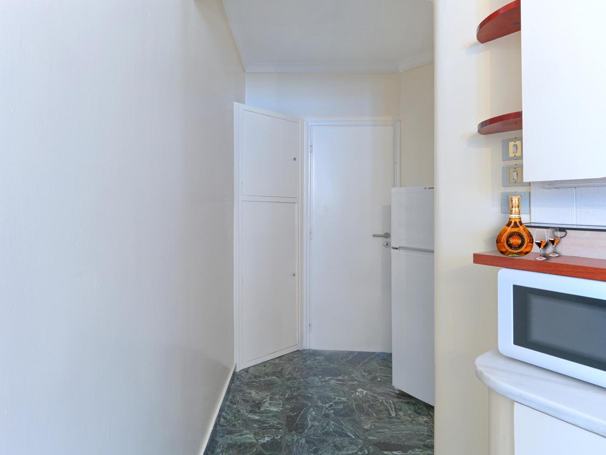 Central Pagrati Apartment With Park View Balcony - Opp Pangrati Grove Atenas Exterior foto